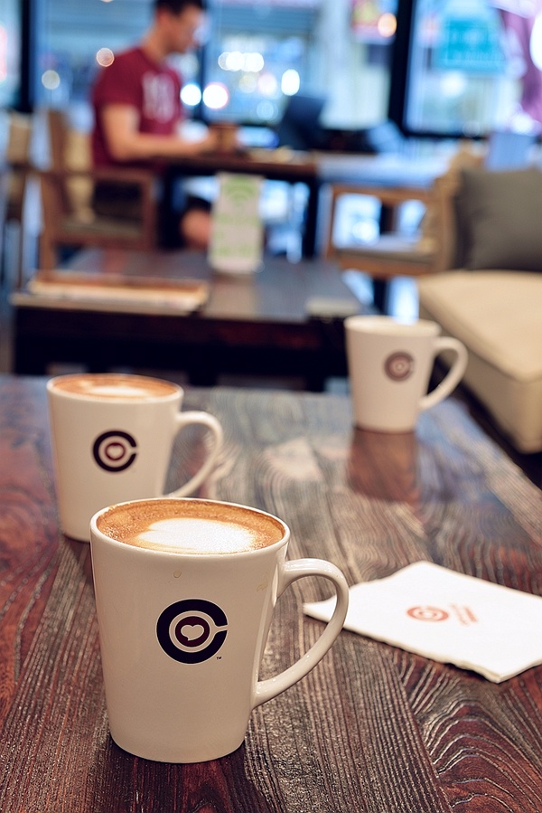 濟南軟裝設計,品牌命名,品牌整體形象,設計策劃,港愛咖啡